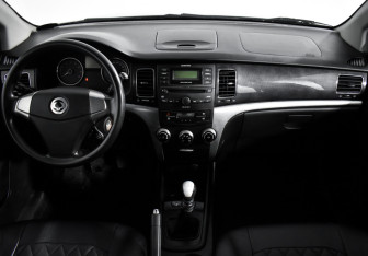 Подержанный автомобиль SsangYong Actyon 2013 года (14 фото)