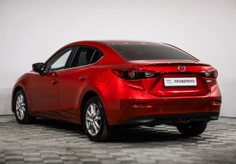 Подержанный автомобиль Mazda 3 Sedan 2014 года (7 фото)