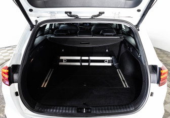 Подержанный автомобиль Kia Ceed Wagon 2019 года (28 фото)