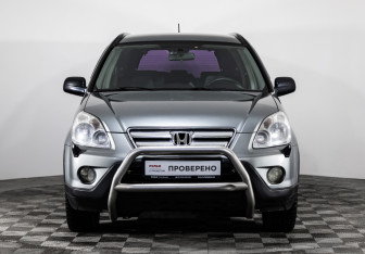 Подержанный автомобиль Honda CR-V 2005 года (2 фото)