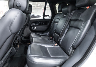 Подержанный автомобиль Land Rover Range Rover 2018 года (15 фото)