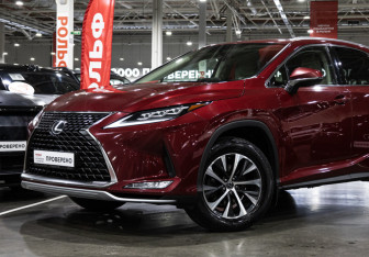 Подержанный автомобиль Lexus RX 2021 года (2 фото)