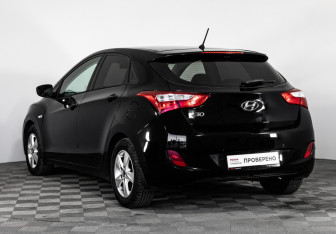 Подержанный автомобиль Hyundai i30 Hatchback 2013 года (7 фото)
