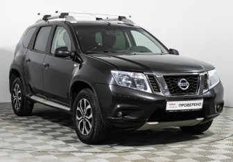 Подержанный автомобиль Nissan Terrano 2014 года (3 фото)