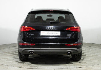 Подержанный автомобиль Audi Q5 2012 года (6 фото)