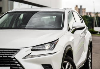 Подержанный автомобиль Lexus NX 2017 года (2 фото)