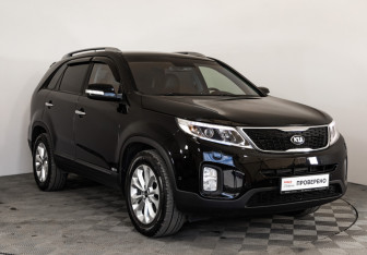 Подержанный автомобиль Kia Sorento 2017 года (3 фото)