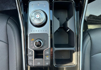 Новый Kia Sorento 2025 (11 фото)