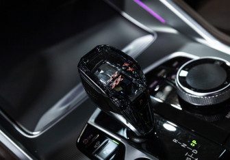 Подержанный автомобиль BMW X6 2022 года (25 фото)