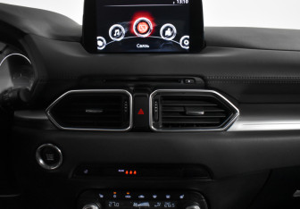 Подержанный автомобиль Mazda CX-5 2020 года (15 фото)