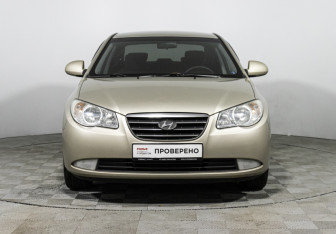 Подержанный автомобиль Hyundai Elantra Sedan 2007 года (2 фото)