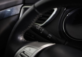 Подержанный автомобиль Nissan X-Trail 2016 года (19 фото)