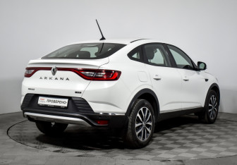 Подержанный автомобиль Renault Arkana 2019 года (5 фото)