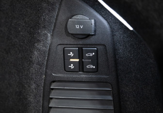 Подержанный автомобиль Volkswagen Touareg 2018 года (17 фото)