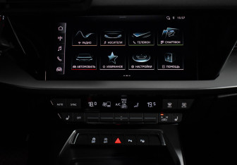 Подержанный автомобиль Audi A3 Sedan 2021 года (16 фото)