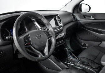 Подержанный автомобиль Hyundai Tucson 2017 года (9 фото)