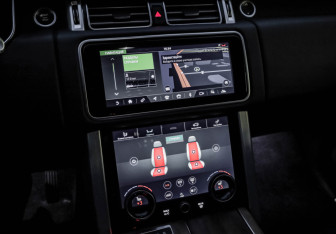 Подержанный автомобиль Land Rover Range Rover 2018 года (22 фото)