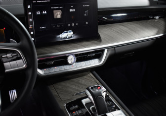 Подержанный автомобиль Tank 500 2023 года (17 фото)