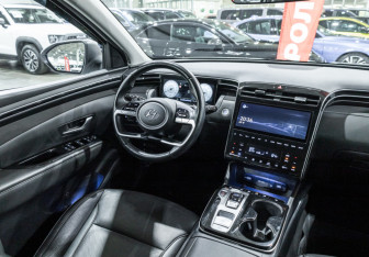 Подержанный автомобиль Hyundai Tucson 2022 года (14 фото)