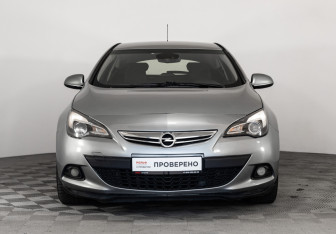 Подержанный автомобиль Opel Astra Hatchback 2012 года (2 фото)