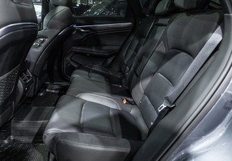 Подержанный автомобиль Geely Tugella 2024 года (13 фото)