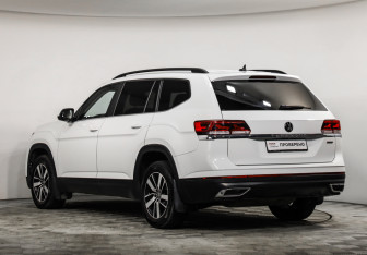 Подержанный автомобиль Volkswagen Teramont 2021 года (7 фото)