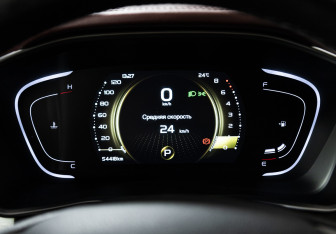 Подержанный автомобиль Geely Coolray 2023 года (12 фото)