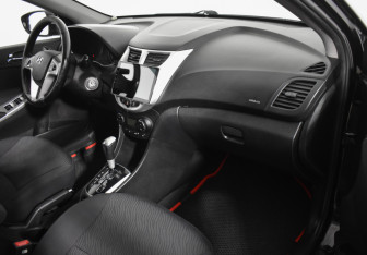 Подержанный автомобиль Hyundai Solaris Sedan 2014 года (12 фото)
