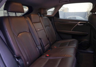 Подержанный автомобиль Lexus RX 2016 года (10 фото)