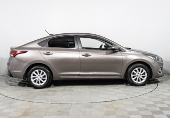 Подержанный автомобиль Hyundai Solaris Sedan 2018 года (4 фото)