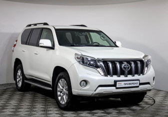 Подержанный автомобиль Toyota Land Cruiser Prado 2014 года (3 фото)