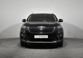 Подержанный автомобиль Kia Sorento 2018 года (2 фото)