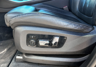 Подержанный автомобиль BMW X5 2021 года (18 фото)