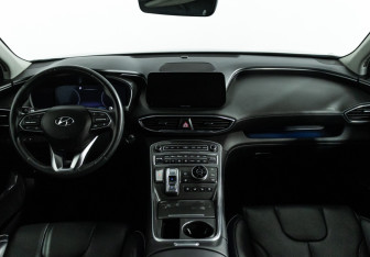 Подержанный автомобиль Hyundai Santa Fe 2021 года (13 фото)