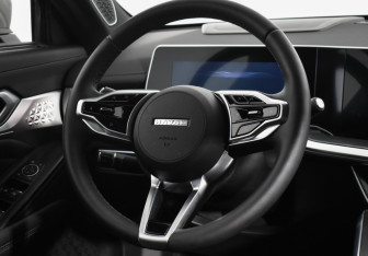 Подержанный автомобиль Haval F7 2024 года (14 фото)