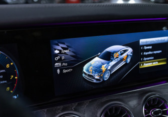 Подержанный автомобиль Mercedes-Benz AMG GT Liftback 2019 года (21 фото)