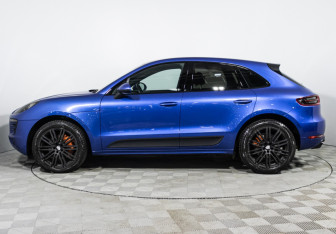 Подержанный автомобиль Porsche Macan 2015 года (8 фото)