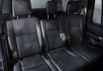 Подержанный автомобиль Land Rover Discovery 2008 года (25 фото)