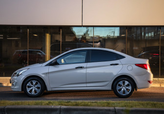 Подержанный автомобиль Hyundai Solaris Sedan 2015 года (9 фото)