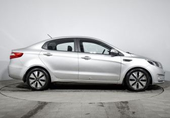 Подержанный автомобиль Kia Rio Sedan 2012 года (4 фото)