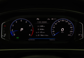 Подержанный автомобиль Volkswagen Tiguan 2019 года (12 фото)