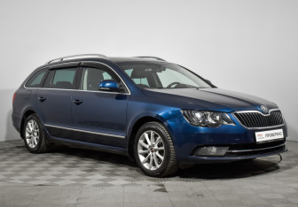 Подержанный автомобиль Skoda Superb Wagon 2014 года (3 фото)