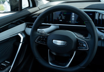 Новый Geely Atlas 2024 (16 фото)