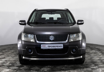 Подержанный автомобиль Suzuki Grand Vitara 2011 года (2 фото)