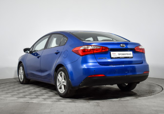 Подержанный автомобиль Kia Cerato Sedan 2014 года (7 фото)