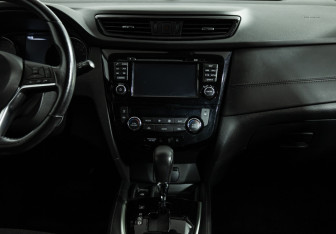 Подержанный автомобиль Nissan Qashqai 2019 года (14 фото)