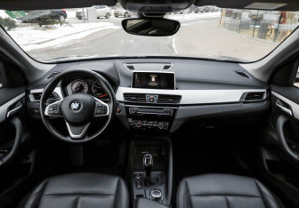 Подержанный автомобиль BMW X1 2019 года (12 фото)