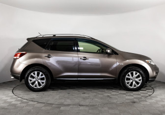 Подержанный автомобиль Nissan Murano Suv 2012 года (4 фото)