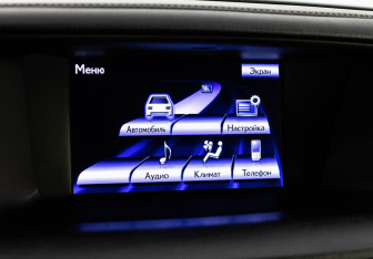 Подержанный автомобиль Lexus GS 2013 года (14 фото)