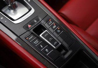 Подержанный автомобиль Porsche 911 Convertible 2013 года (28 фото)